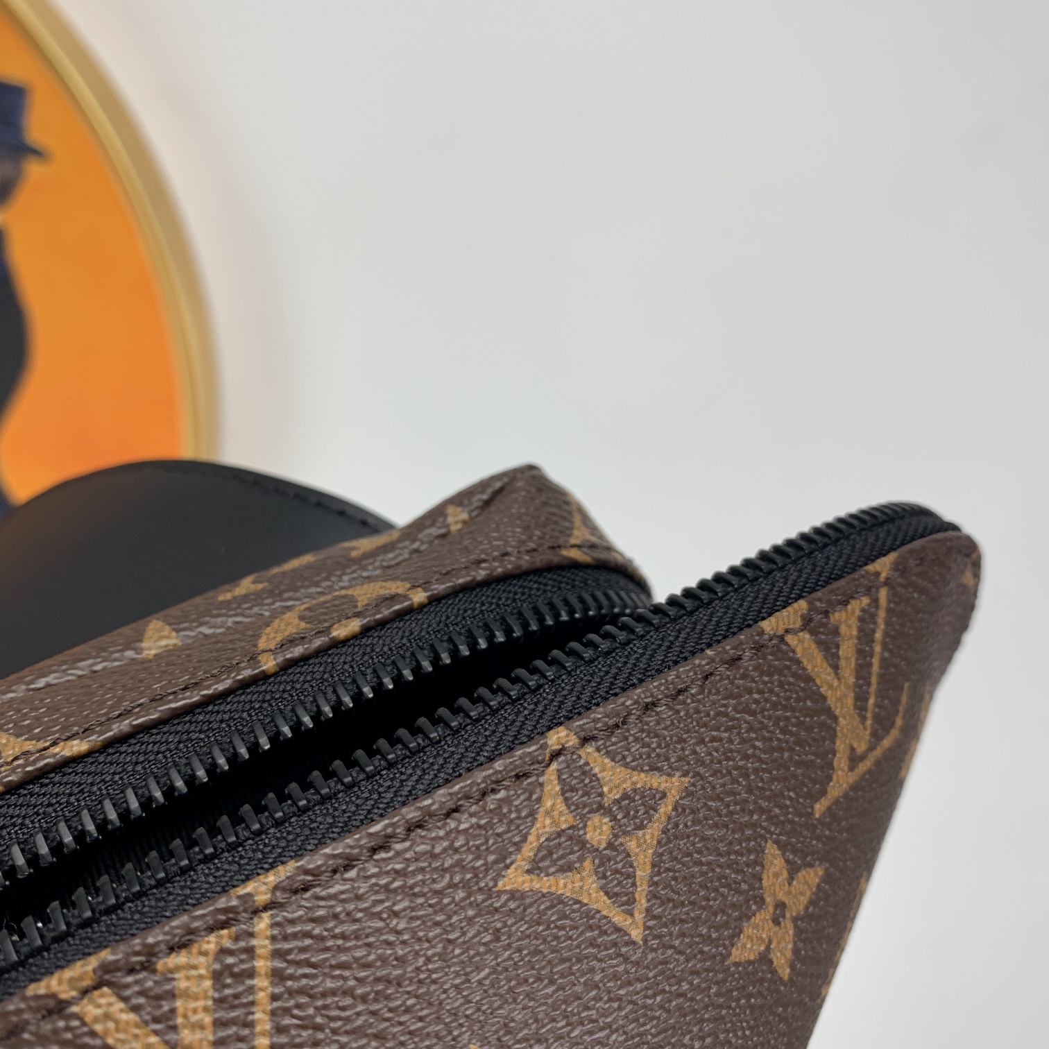 Louis Vuitton Avenue Sling Bag - Image 3