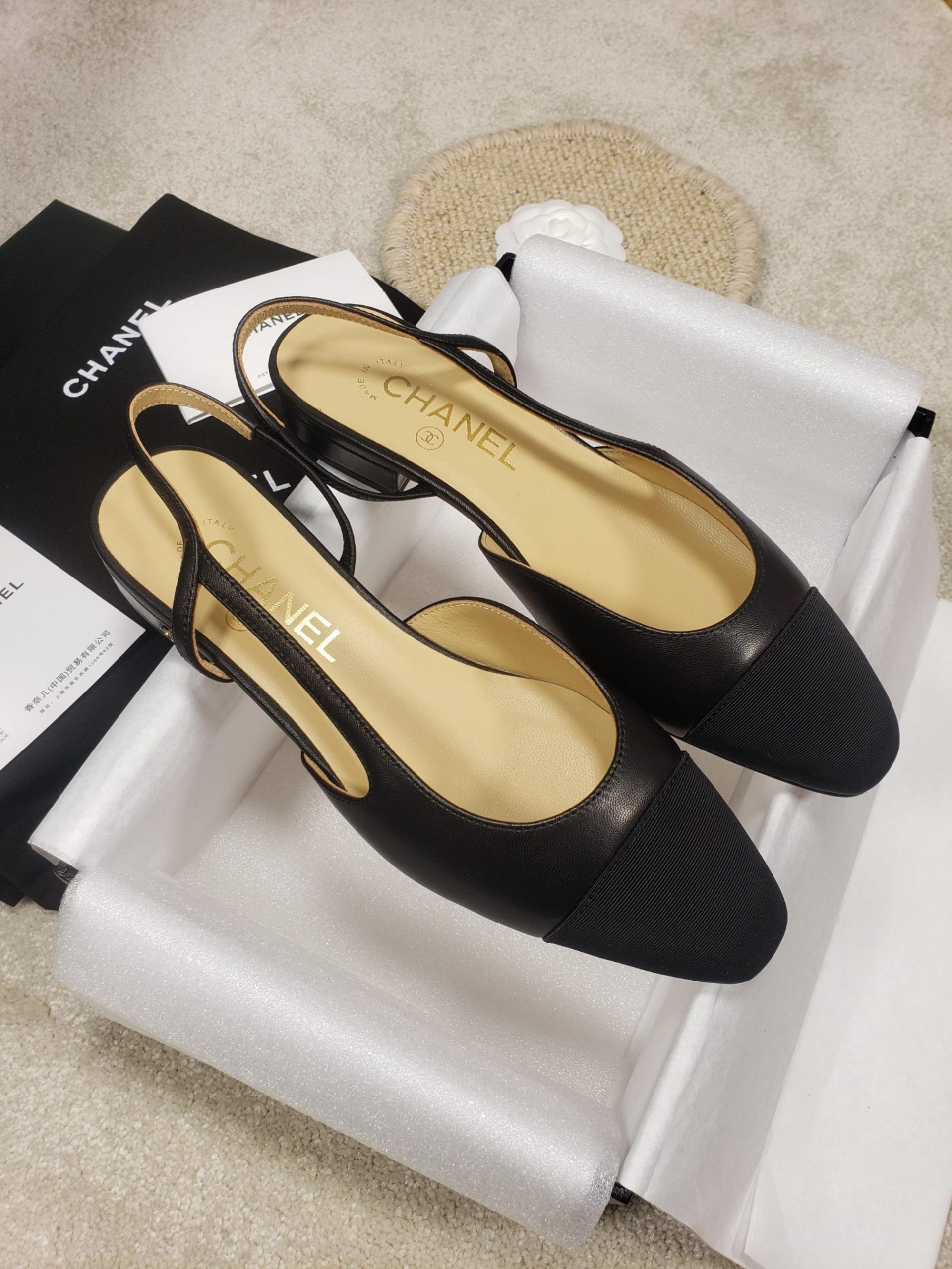 CHANEL FLATS 40 - Image 6