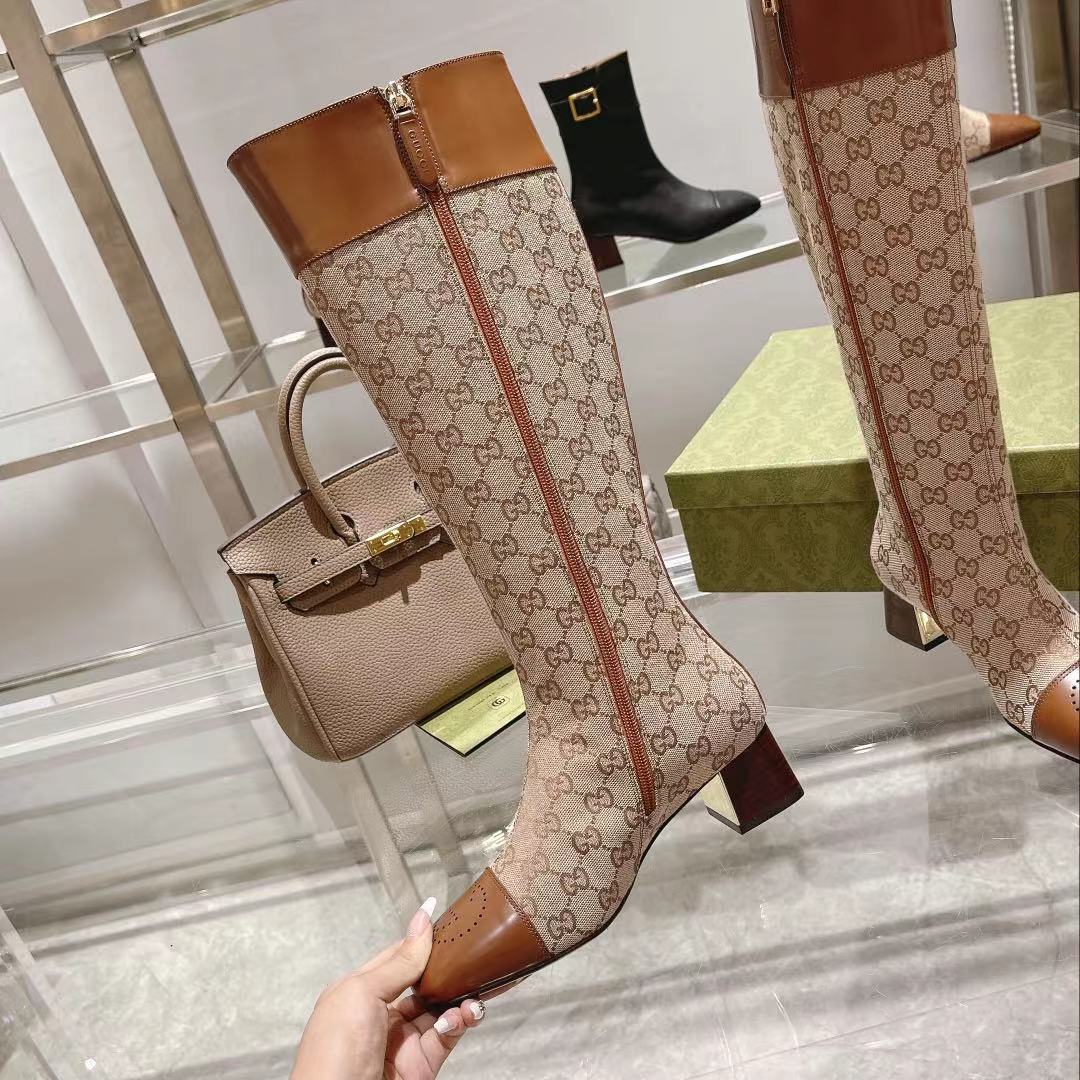 GUCCI Beige GG Supreme Boots - Image 4