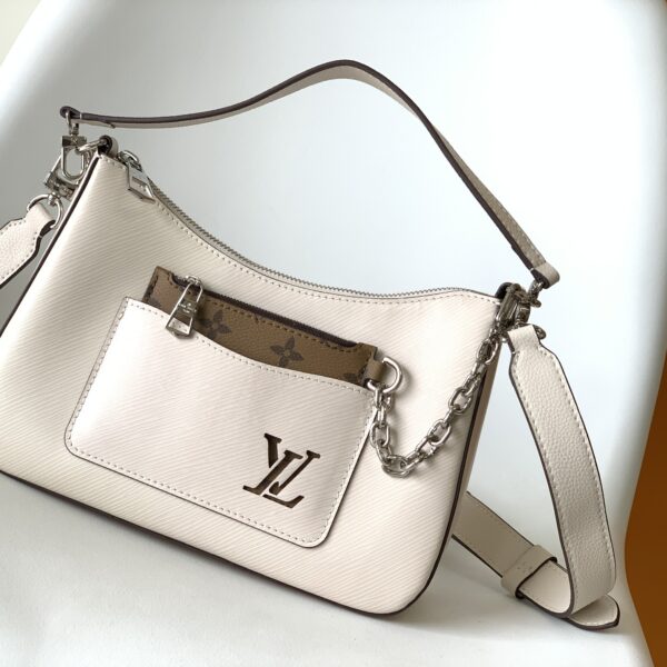 White M80689 Premium Leather Handbag for Women – Elegant Designer-Inspired Style