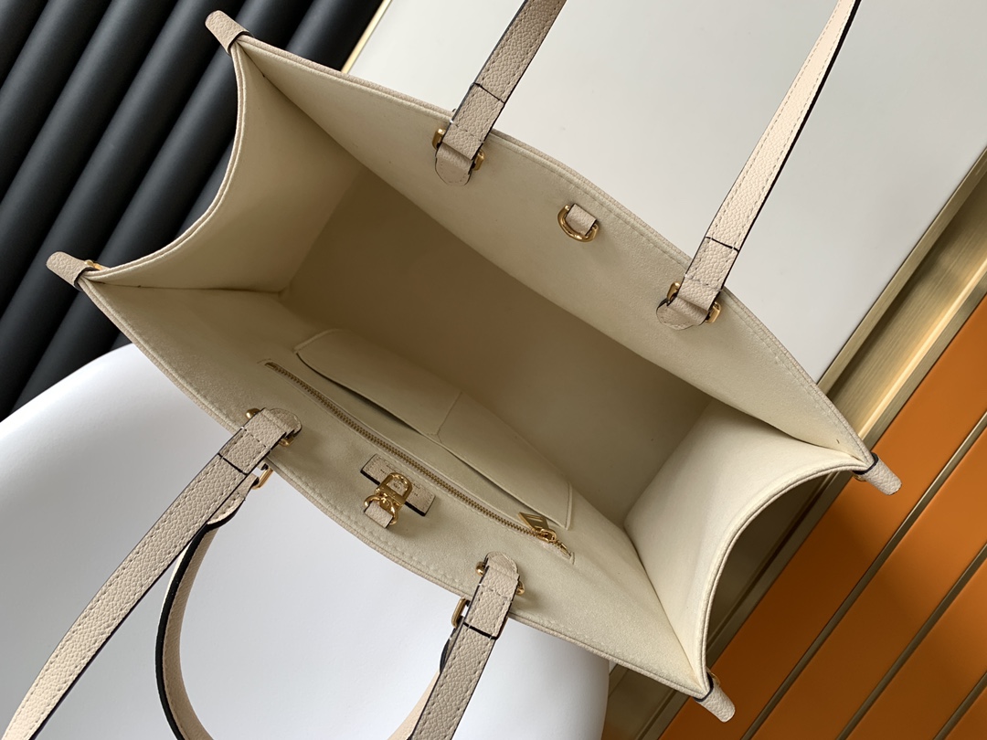 Medium Almond Print Designer-Inspired Handbag – M45494 - Image 4