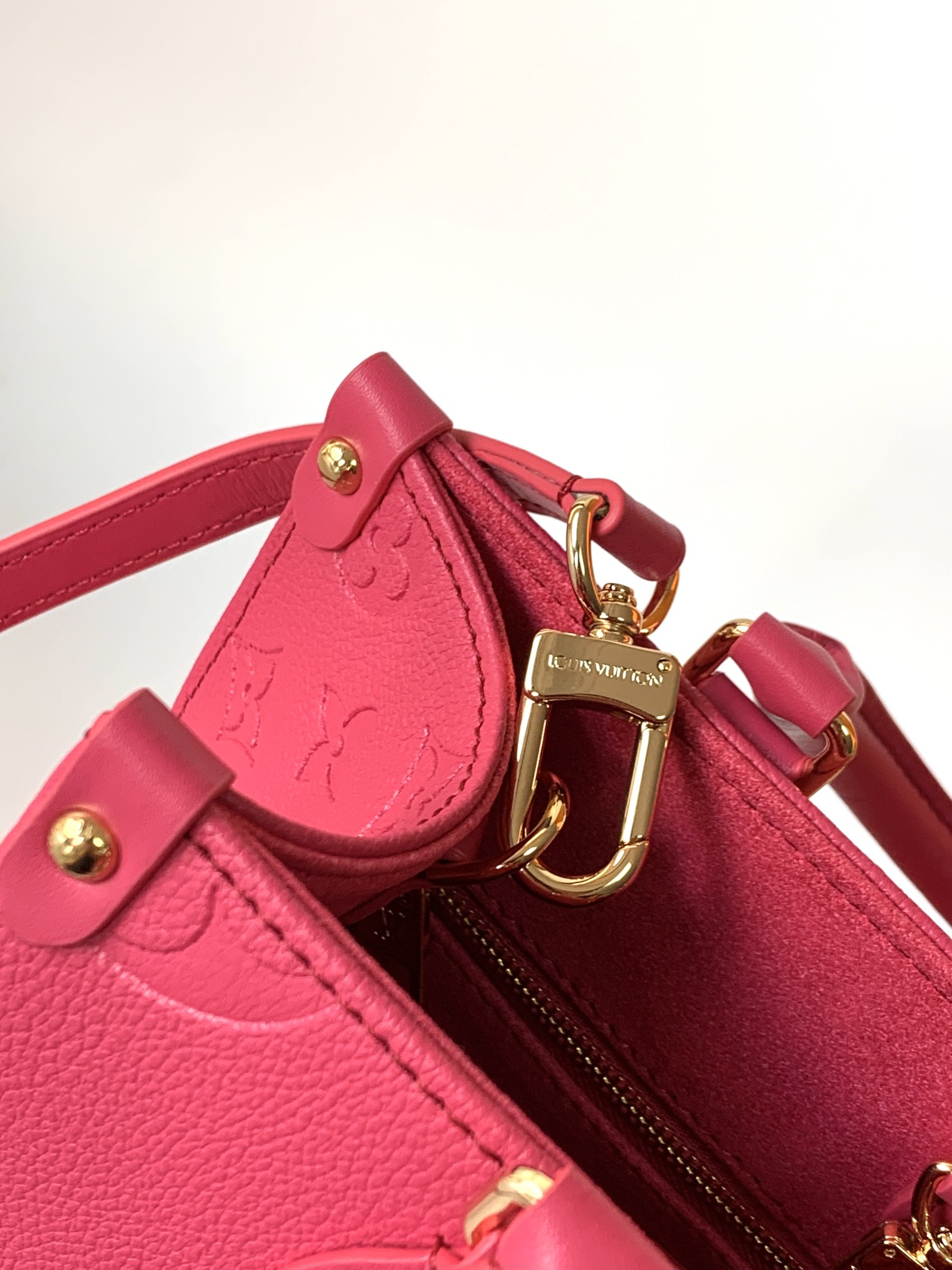 Rose Red Elegant Luxury Style Women’s Handbag - Image 4