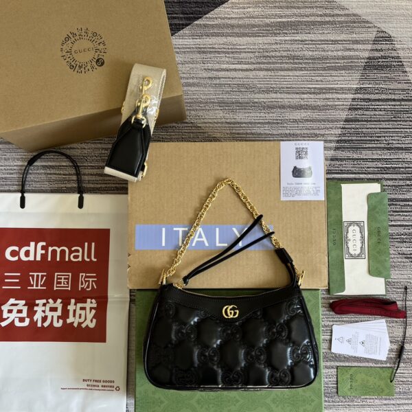 Elegant Matelassé Leather Handbag for Women – Black Quilted Designer Style Bag