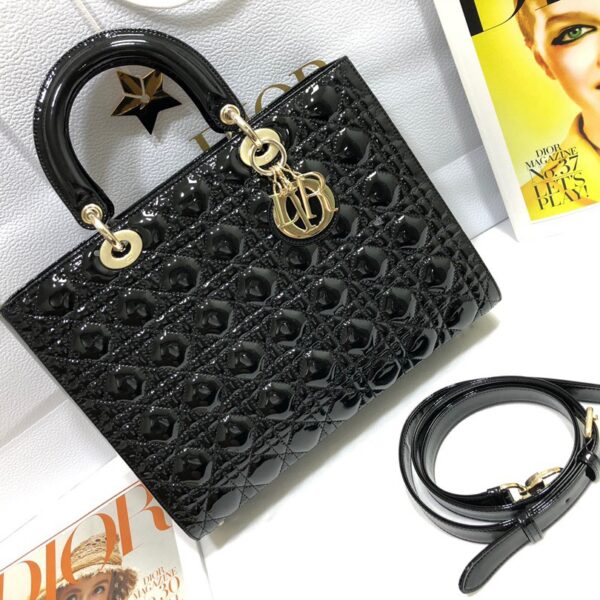 Elegant 7-Compartment Patent Leather Flap Handbag for Women