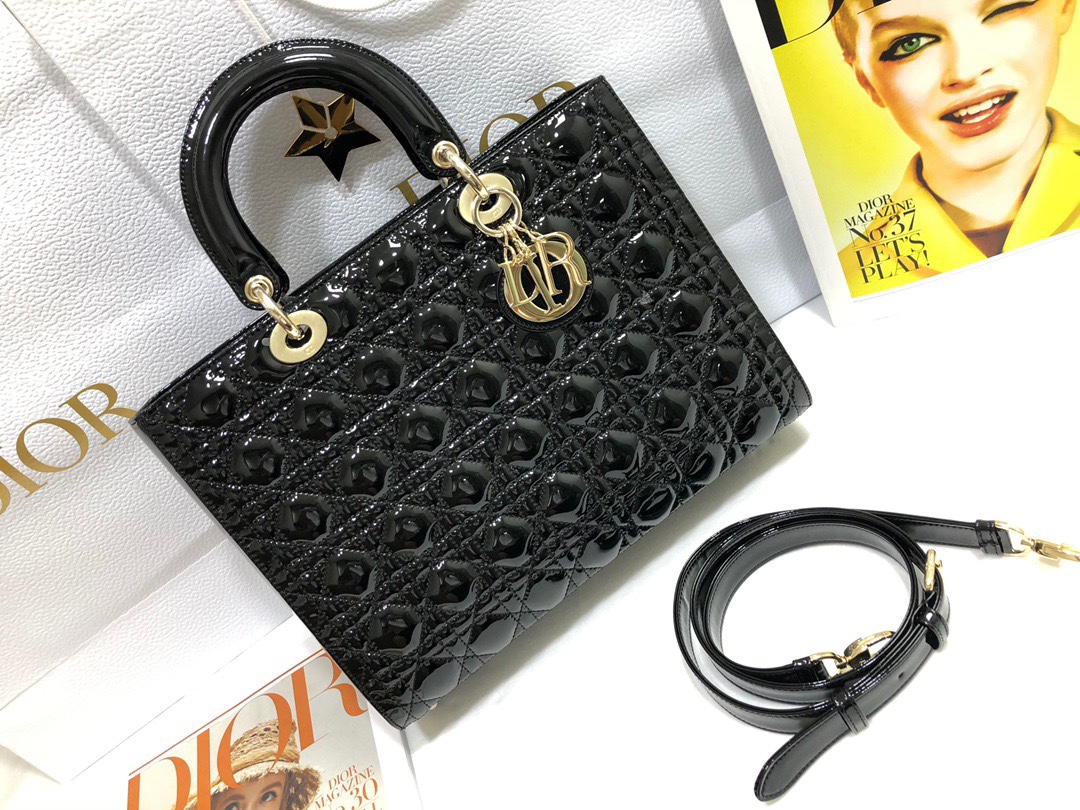 Elegant 7-Compartment Patent Leather Flap Handbag for Women - Image 7
