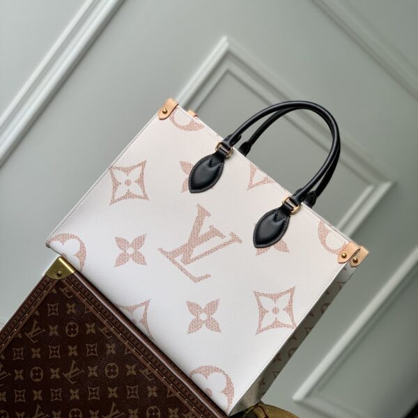 M46912 Medium Luxury Style Structured Tote Bag for Women