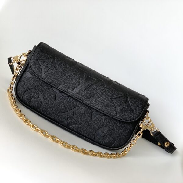 M82154 Black Elegant Luxury Handbag for Women | Premium Designer-Inspired Shoulder Bag