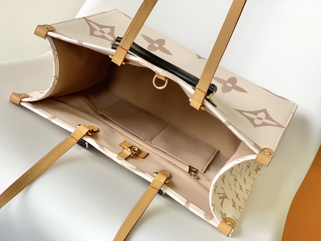 Élan Voyager Luxe Medium Tote - Image 5