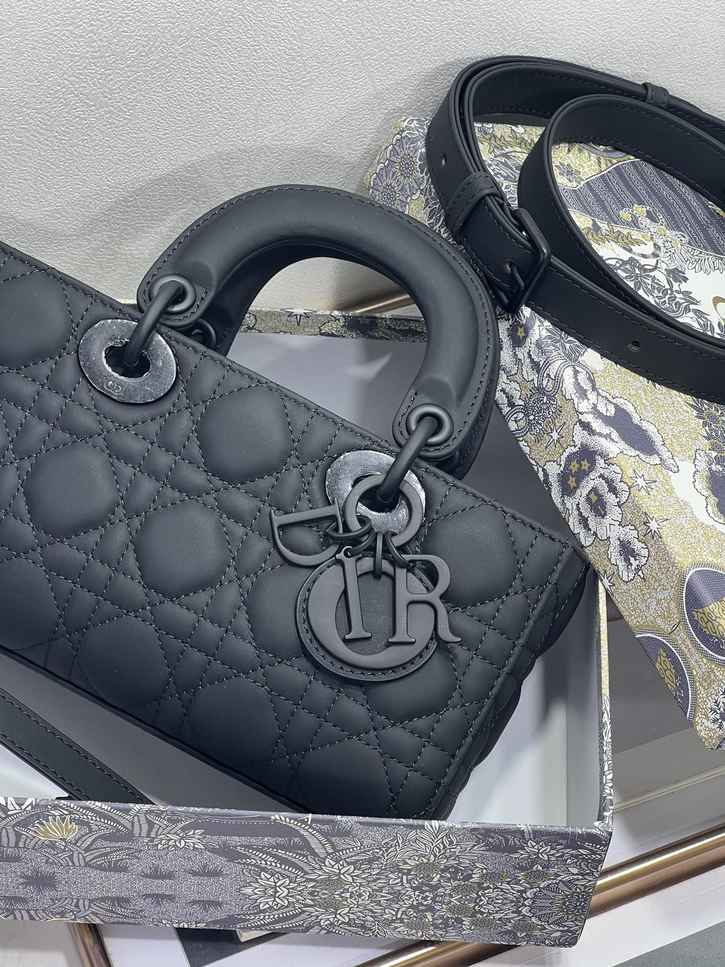 爆款 回货 2316m Lady D-Joy Bag - Image 7