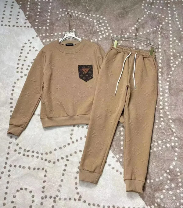 Louis Vuitton Logo Casual Tracksuit - Image 2